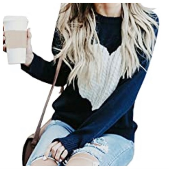 Beautiful Heart ❤️ pull over sweater - Picture 2 of 4